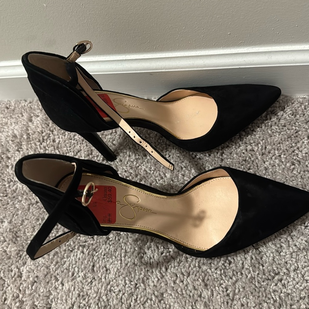 Jessica Simpson Pumps